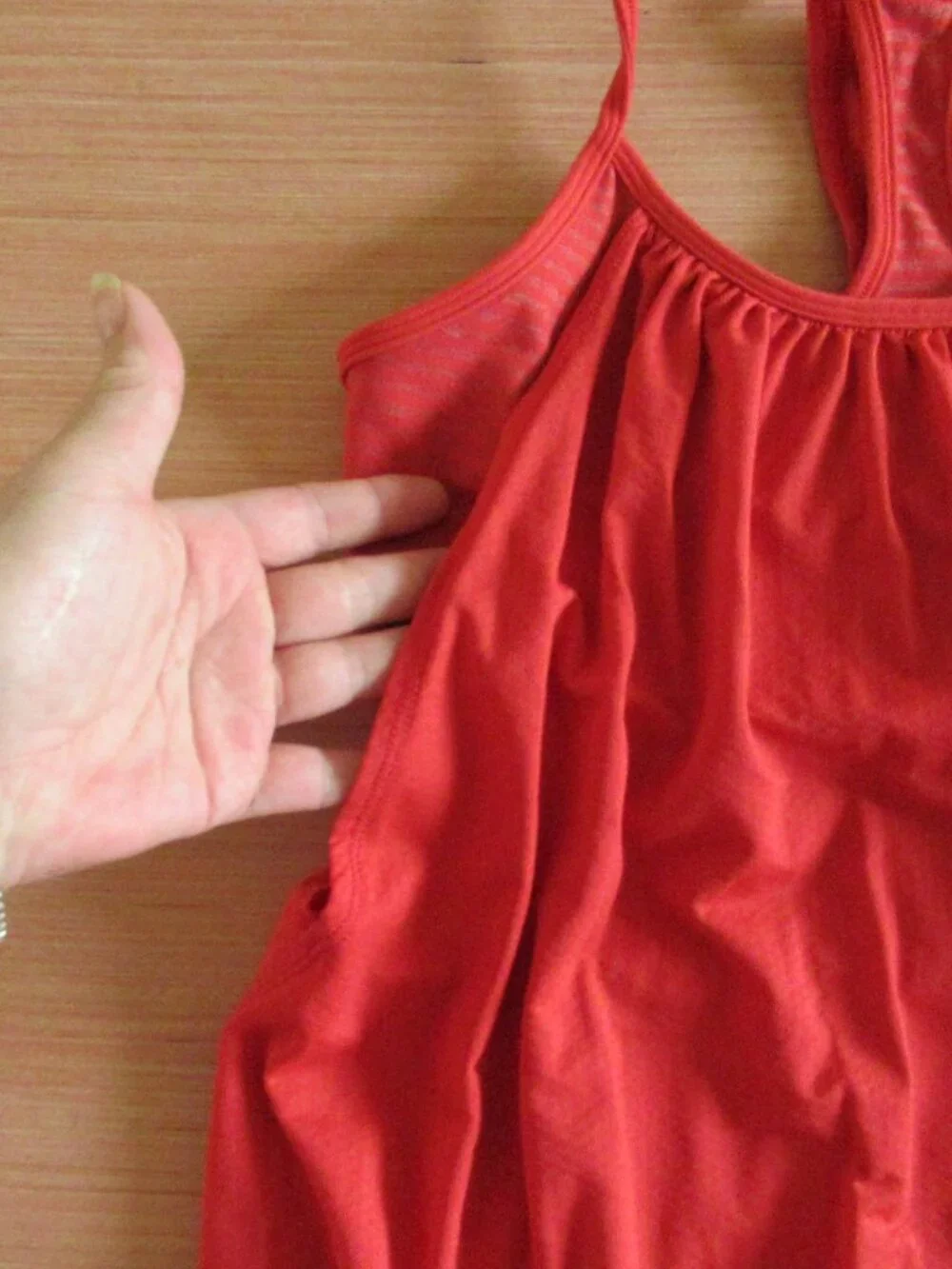 Lululemon No Limits Tank Persimmon Red‑Orange Women’s Size 6 Built‑In Bra